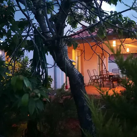 Holiday home Ana's Garden Holiday *